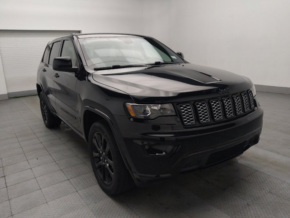 Used 2022 Jeep Grand Cherokee Laredo X image 13