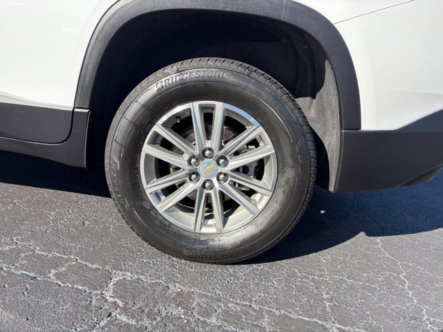 Used 2023 Chevrolet Traverse LT FWD image 10