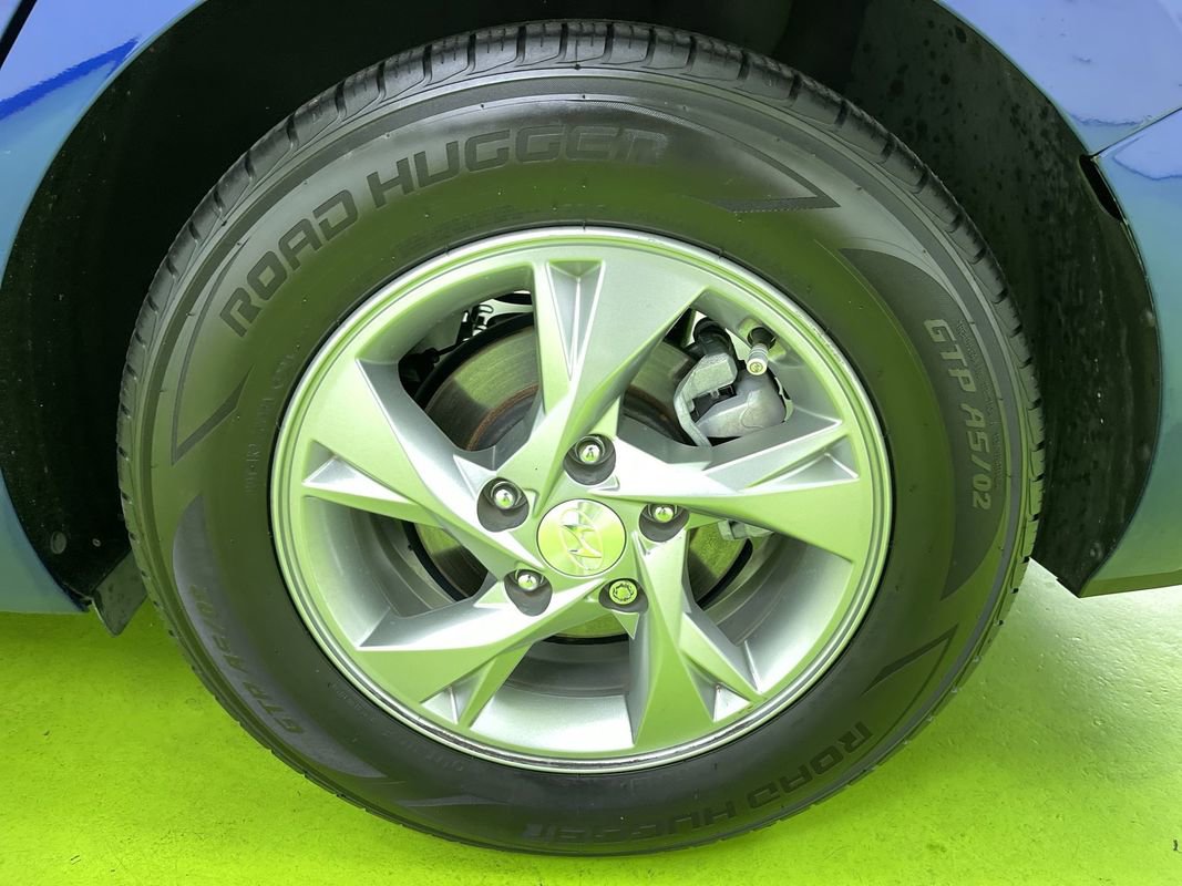 Used 2021 Hyundai Elantra SE image 14