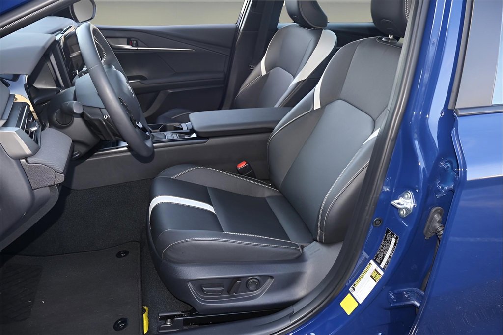 Certified 2025 Toyota Camry SE image 13