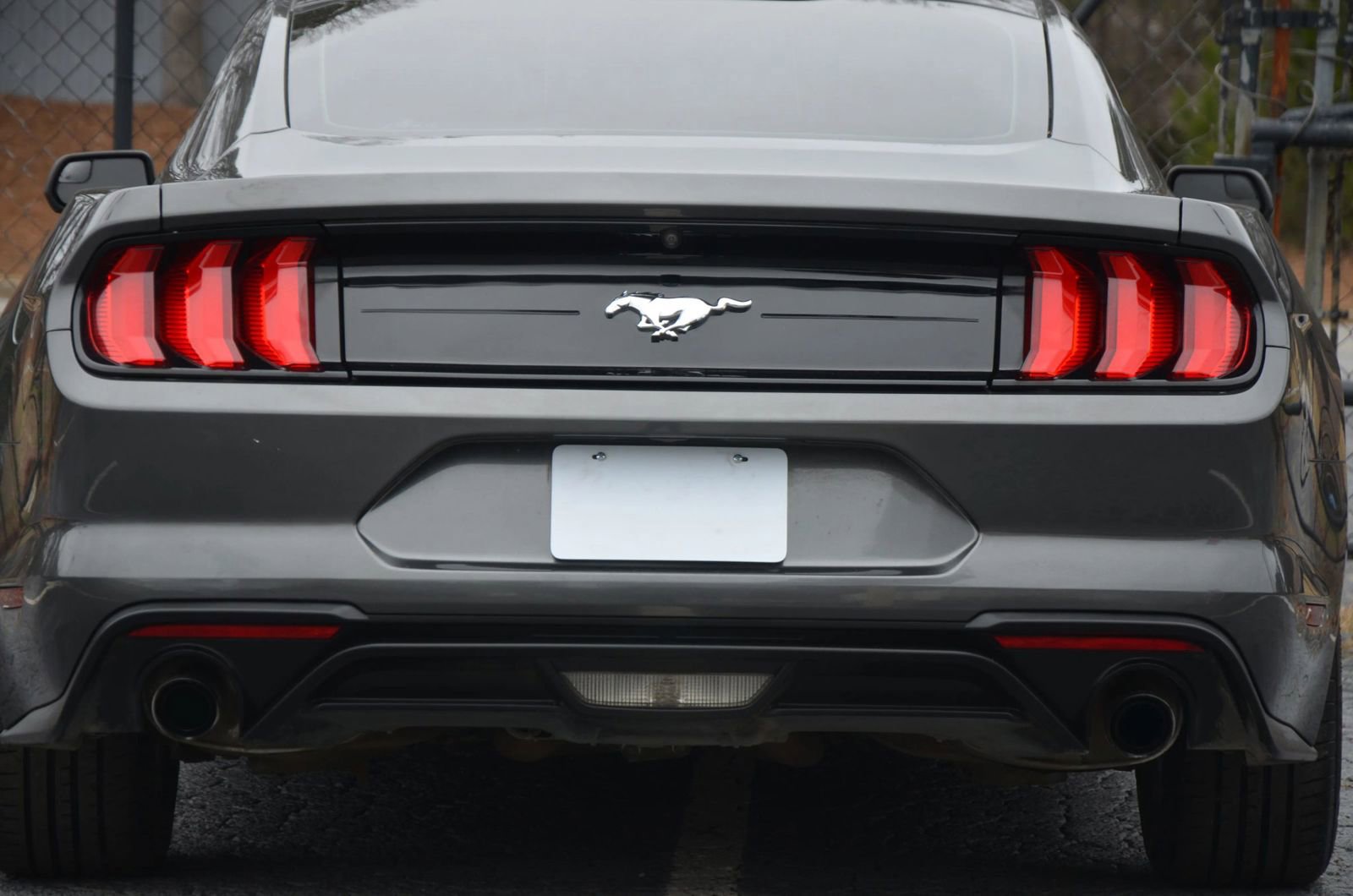 Used 2018 Ford Mustang Coupe image 24