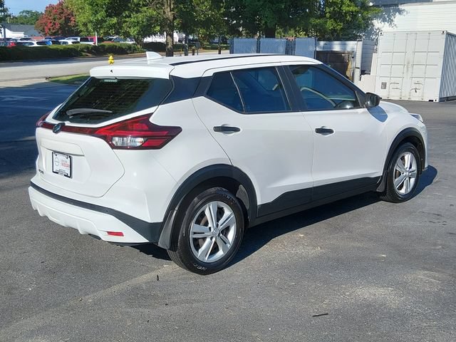 Certified 2021 Nissan Kicks S FWD image 4