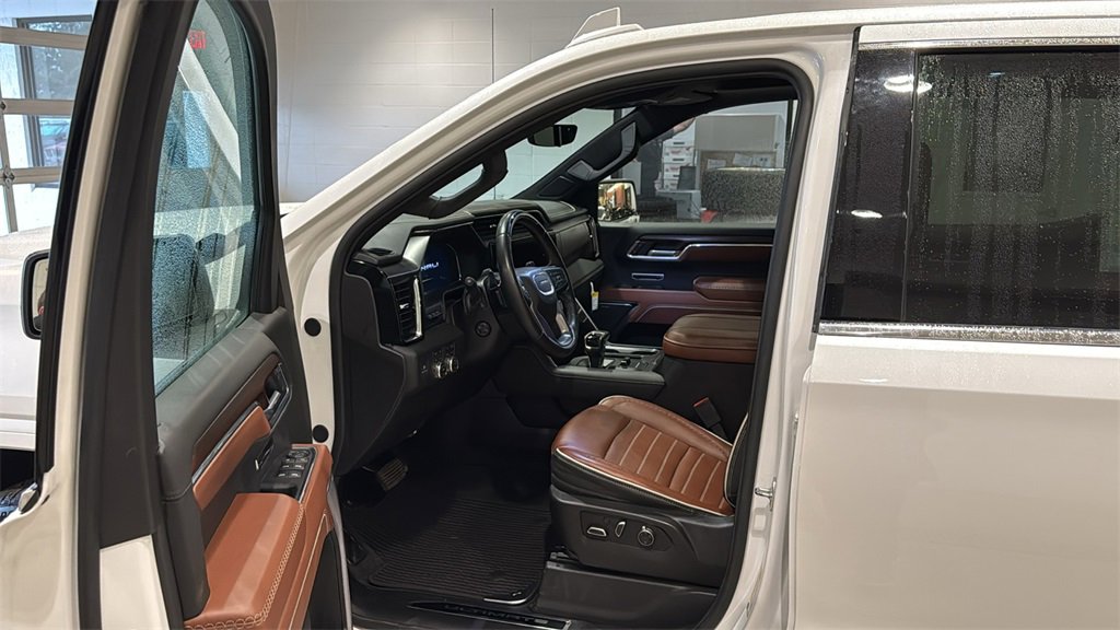 Used 2025 GMC Sierra 1500 Denali Ultimate image 22