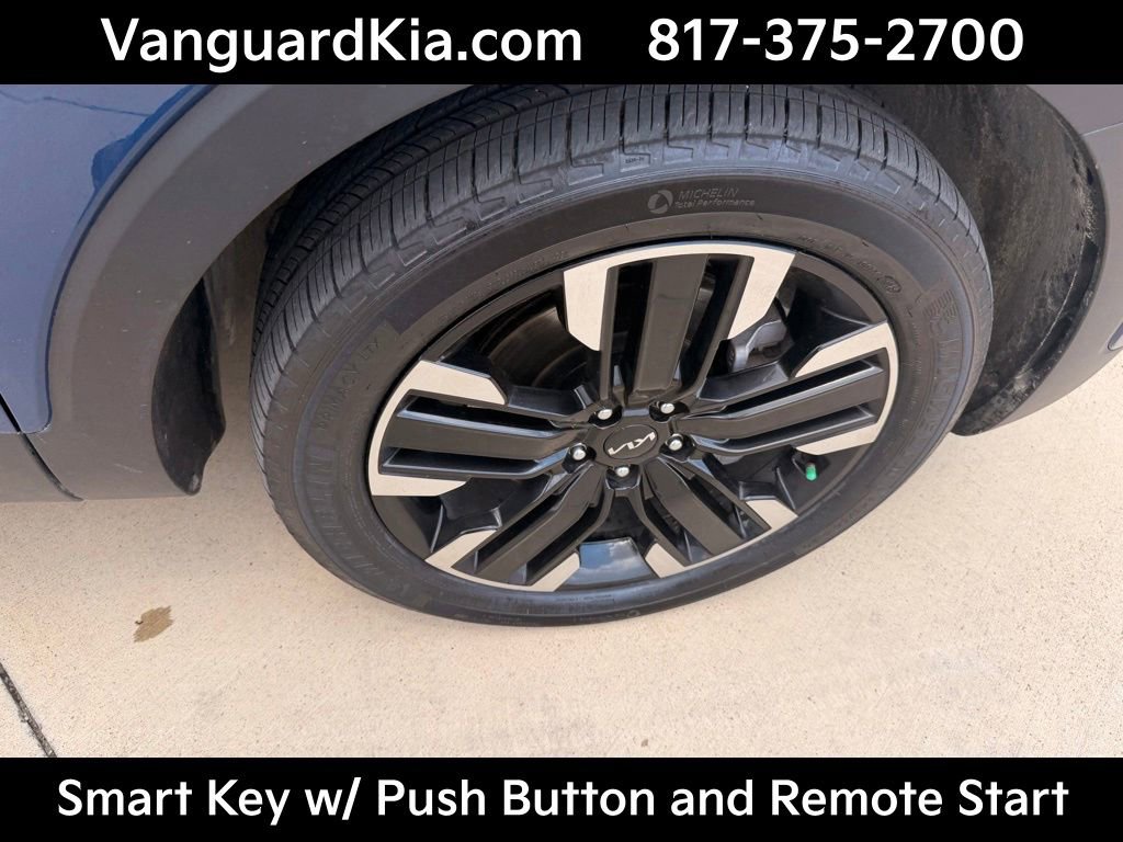 Certified 2023 Kia Telluride SX Prestige AWD/4WD image 11