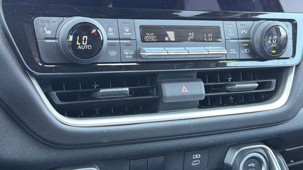 Certified 2024 Toyota Grand Highlander AWD image 14