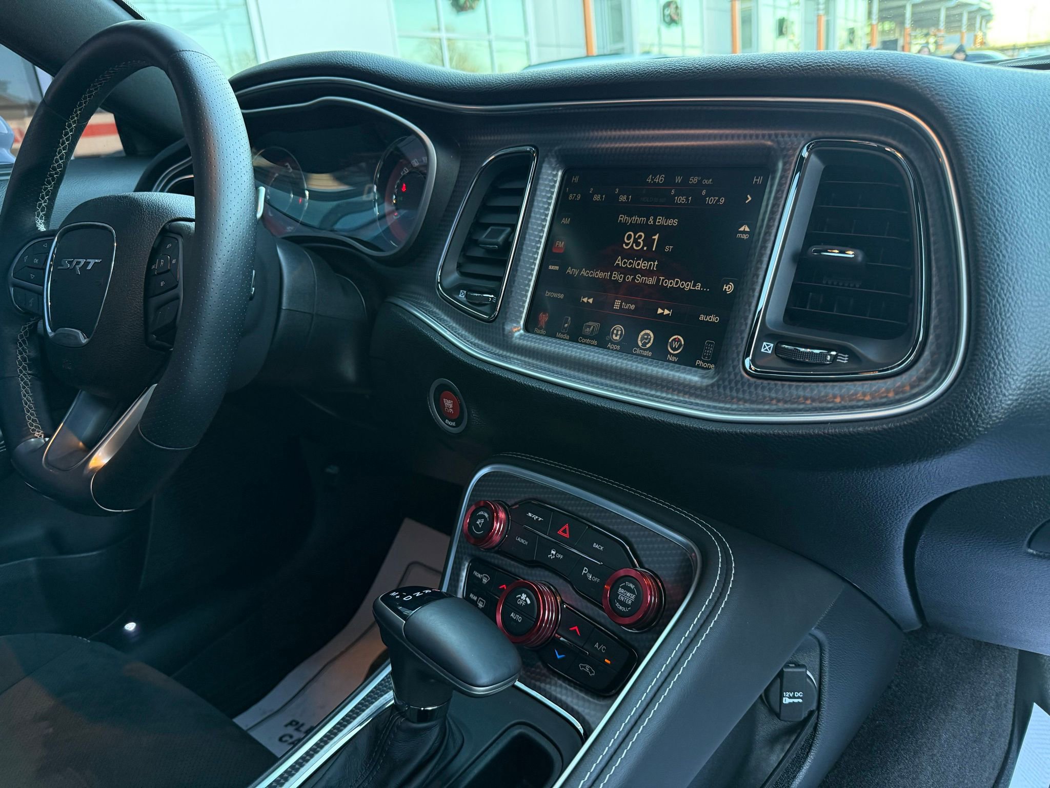 Used 2016 Dodge Challenger SRT Hellcat image 27