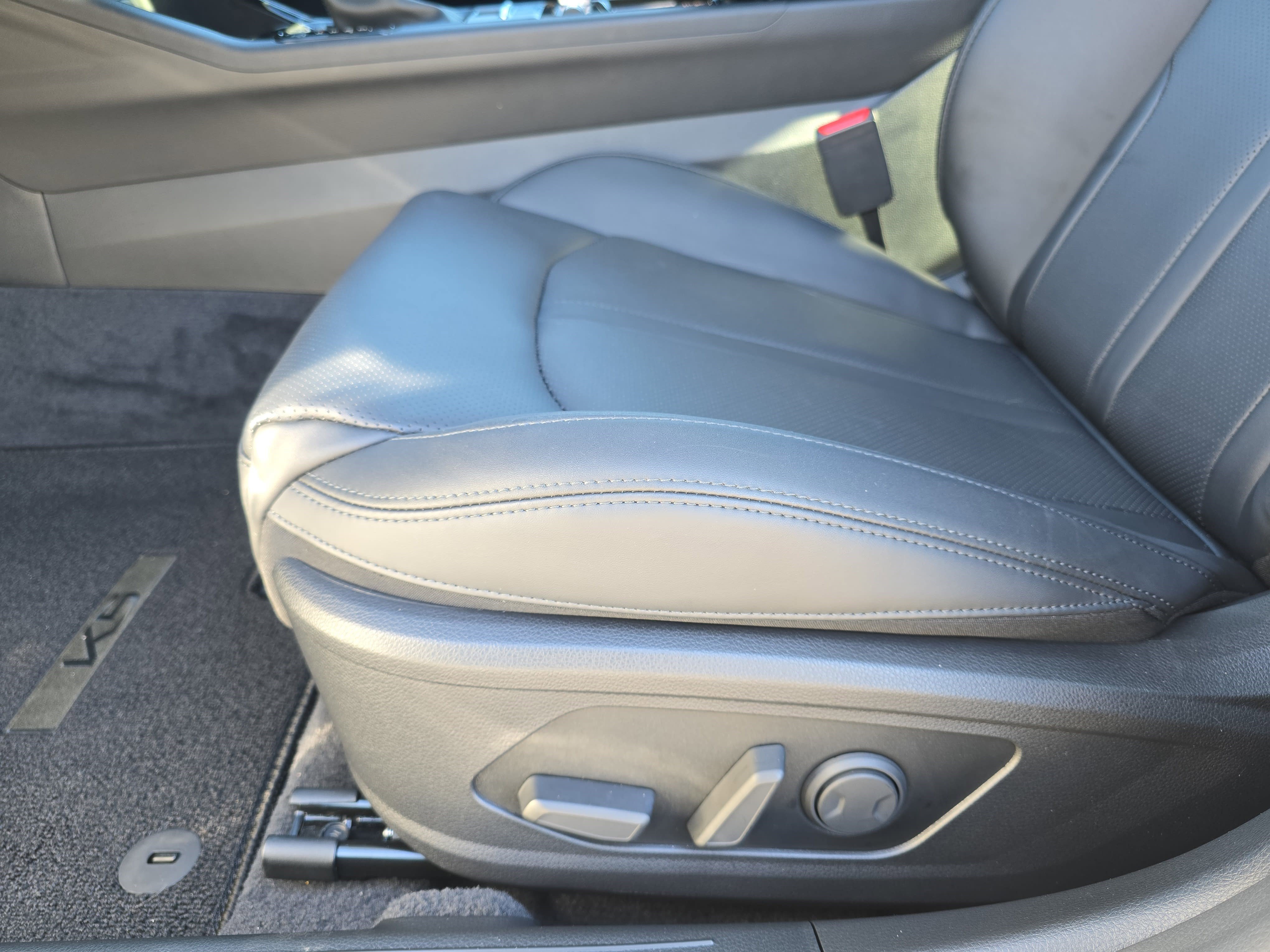 Used 2025 Kia K5 EX image 24