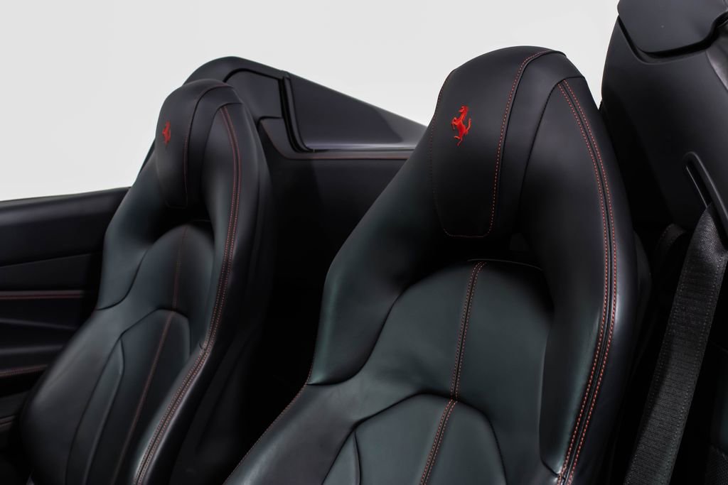 Certified 2022 Ferrari F8 Tributo image 43