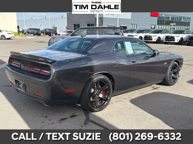 Used 2018 Dodge Challenger SRT RWD image 11