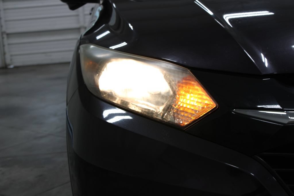 Used 2017 Honda HR-V EX-L image 12