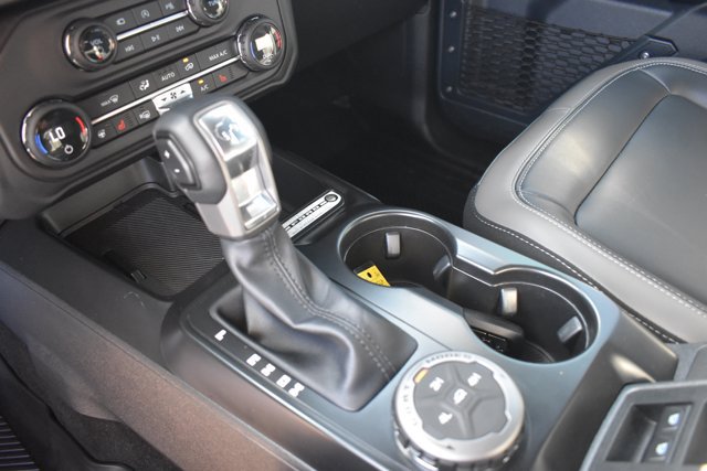 Used 2025 Ford Bronco Outer Banks AWD/4WD image 27