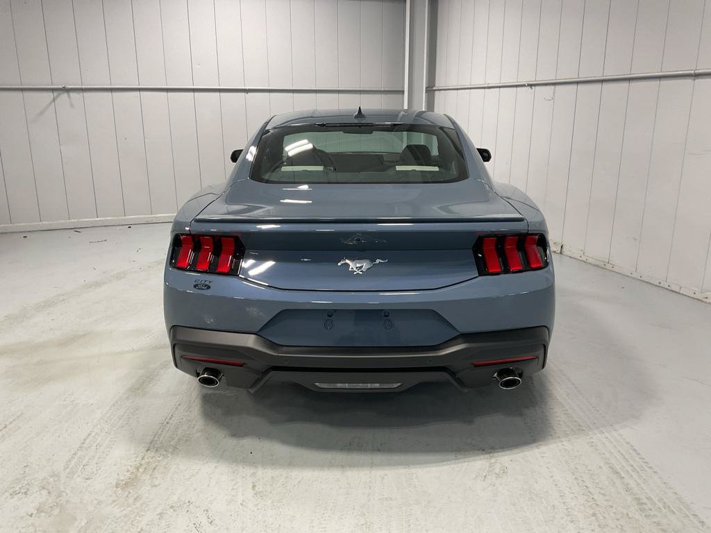Used 2024 Ford Mustang Premium RWD image 7