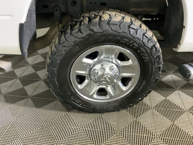 Used 2018 RAM 2500 SLT AWD/4WD image 11