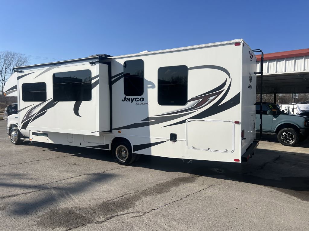 Used 2022 Ford E-450 and Econoline 450 Super Duty w/ Motorhome Prep Package image 6