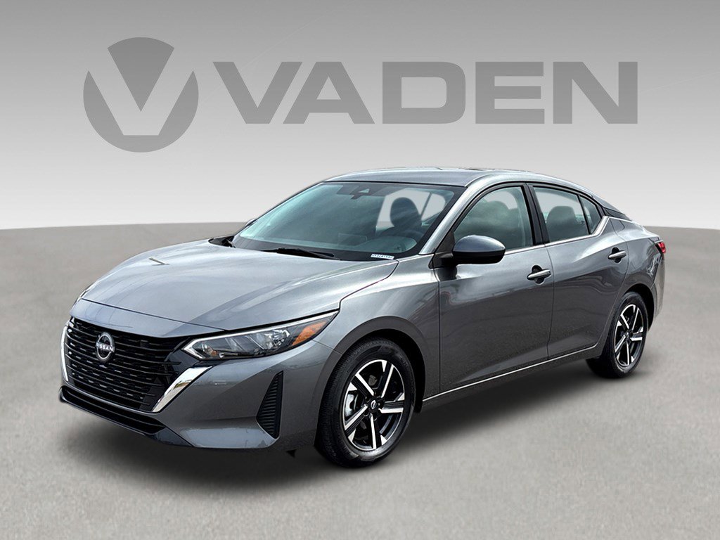Used 2025 Nissan Sentra SV image 3
