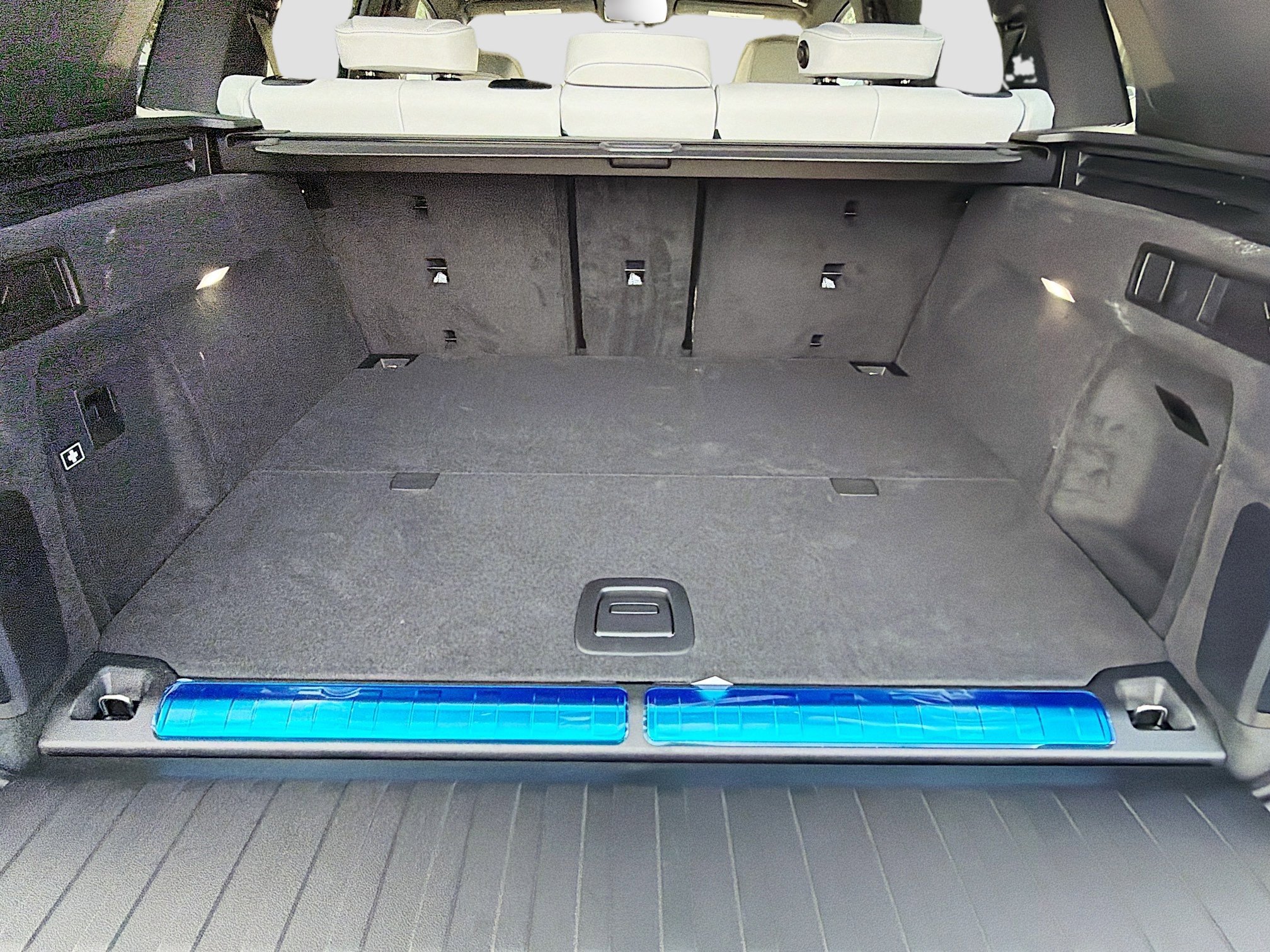 New 2026 BMW X5 xDrive50e w/ Executive Package image 12