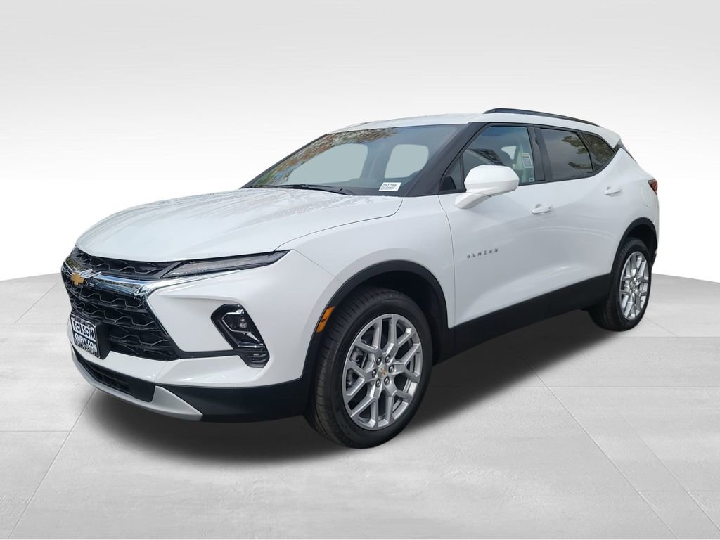 New 2025 Chevrolet Blazer LT w/ Convenience Package