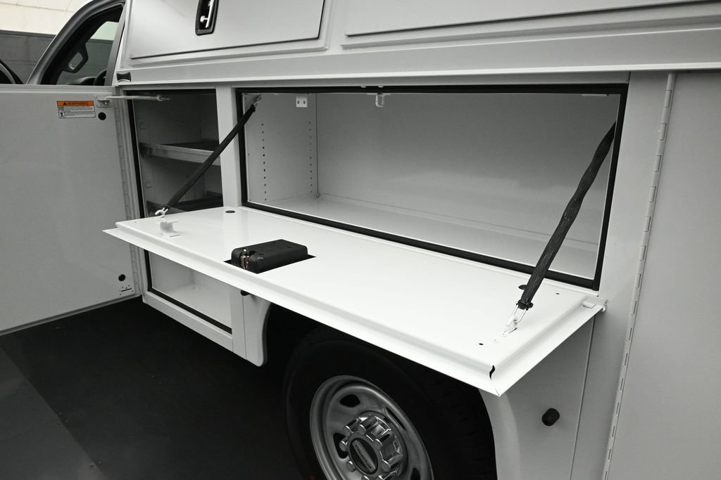 New 2026 Ford F350 XL w/ XL Chrome Package RWD image 17