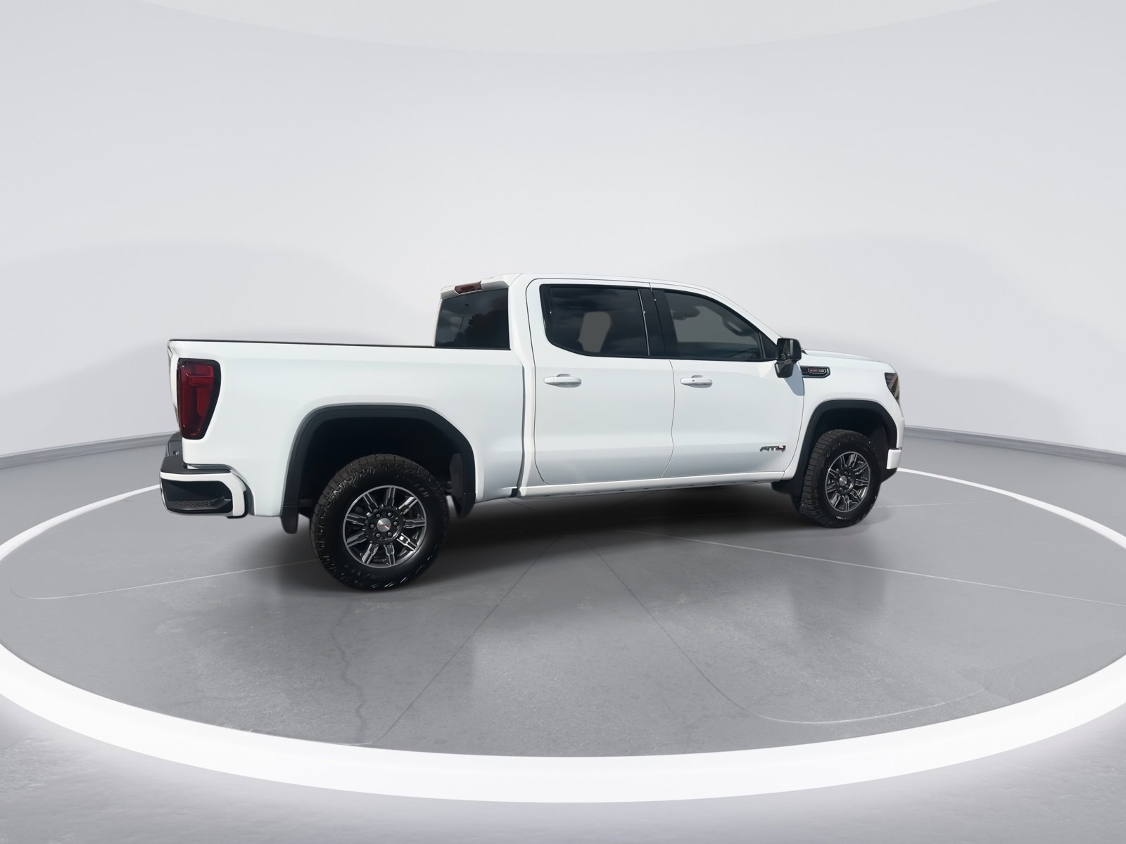 Used 2025 GMC Sierra 1500 AT4 image 9