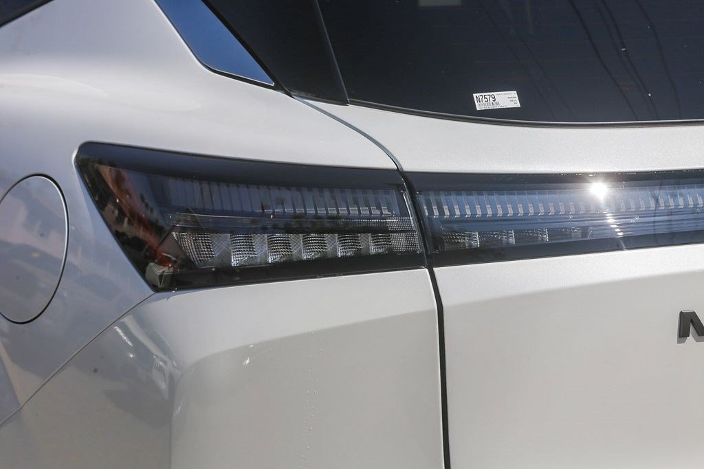 New 2026 Nissan Murano SL AWD/4WD image 9