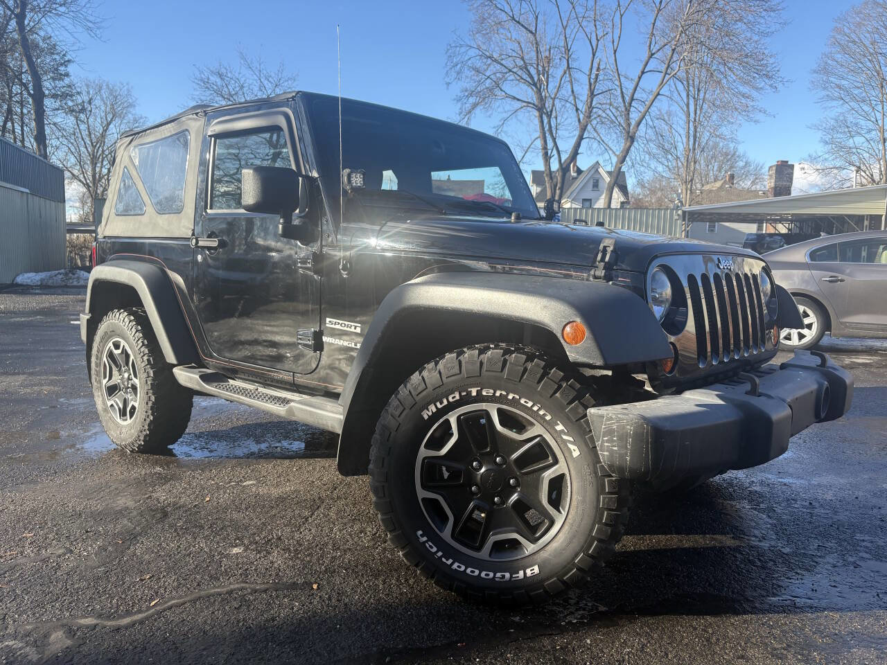 Used 2013 Jeep Wrangler Sport AWD/4WD image 2