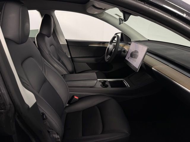 Used 2024 Tesla Model Y 2WD image 14