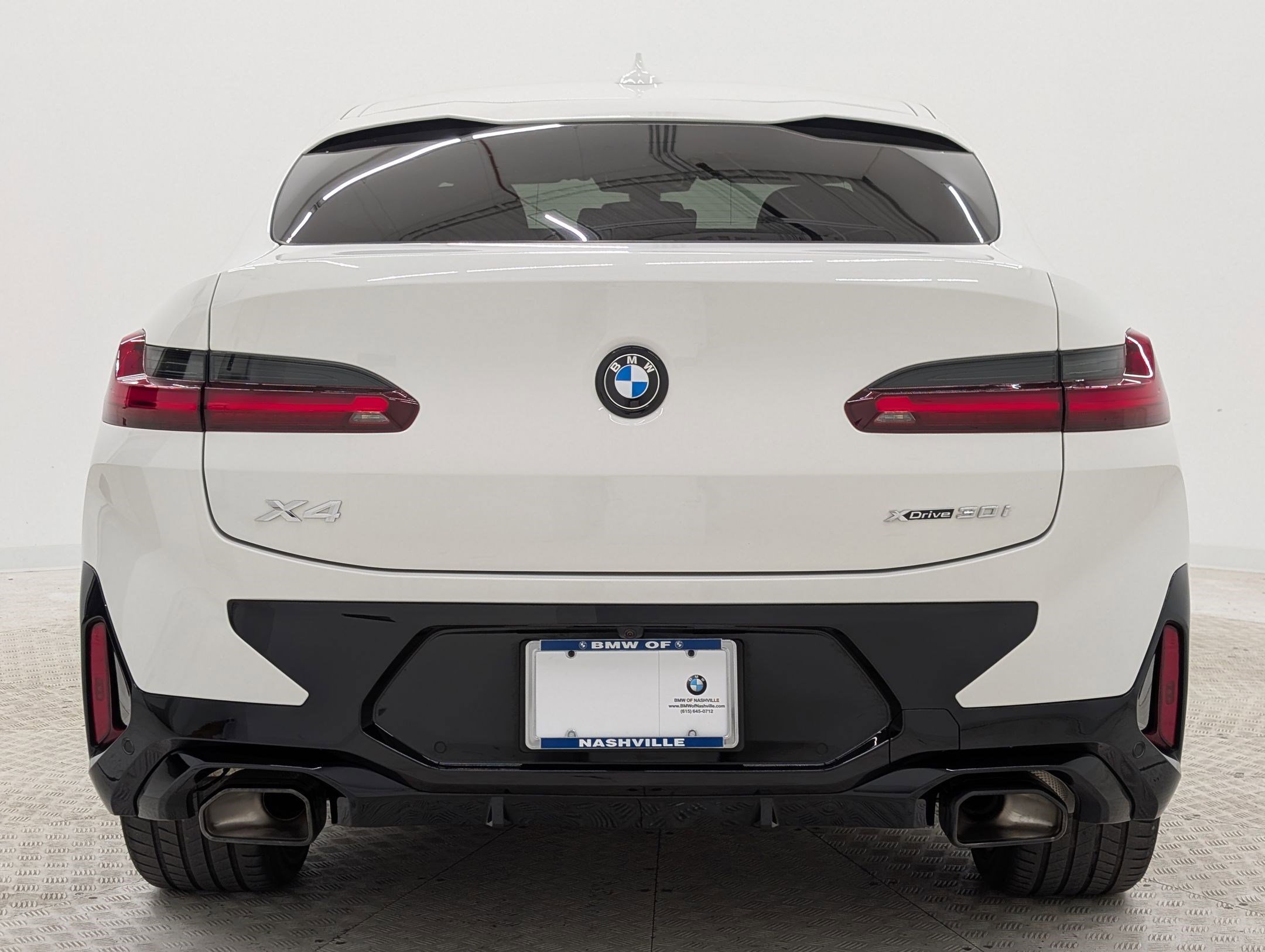 Certified 2025 BMW X4 xDrive30i w/ Premium Package image 10