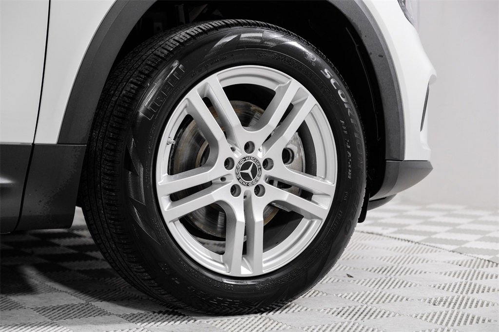 Used 2020 Mercedes-Benz GLB 250 w/ Premium Package image 61