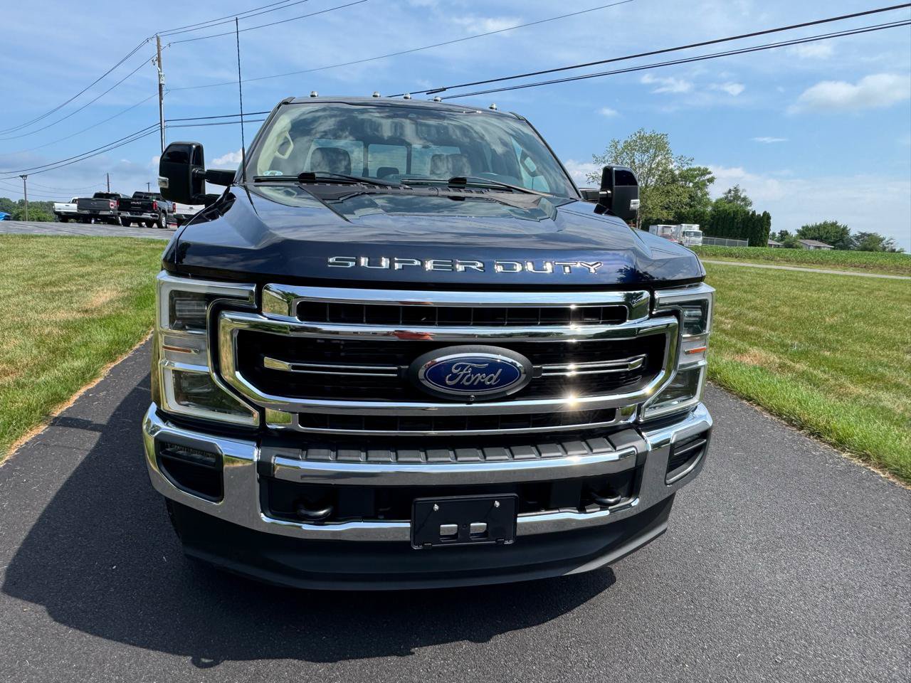Used 2022 Ford F350 Lariat w/ Lariat Ultimate Package AWD/4WD image 5