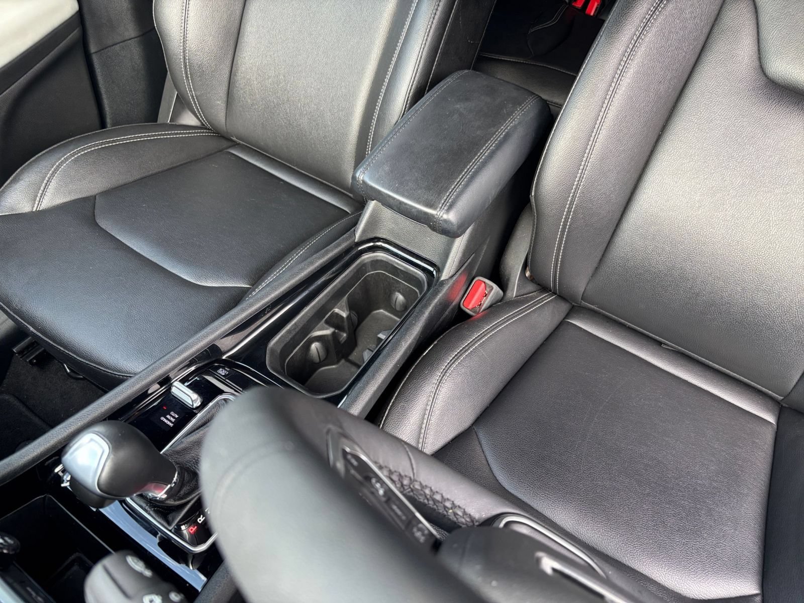 Used 2025 Jeep Compass Limited AWD/4WD image 36