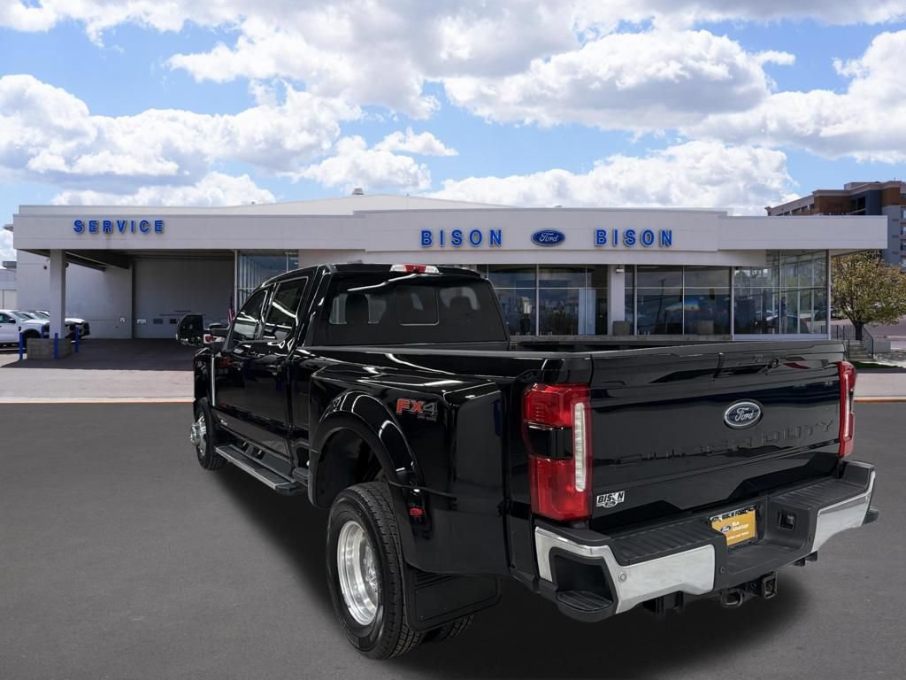 Certified 2024 Ford F350 Lariat AWD/4WD image 5