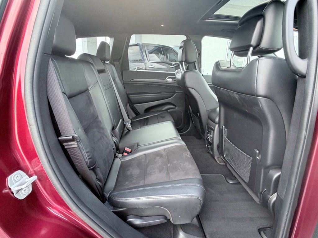 Used 2021 Jeep Grand Cherokee Laredo X image 24