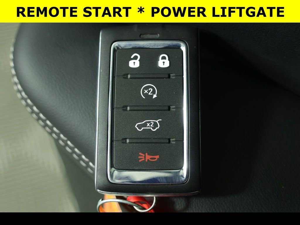 New 2025 Jeep Grand Cherokee L Altitude image 12