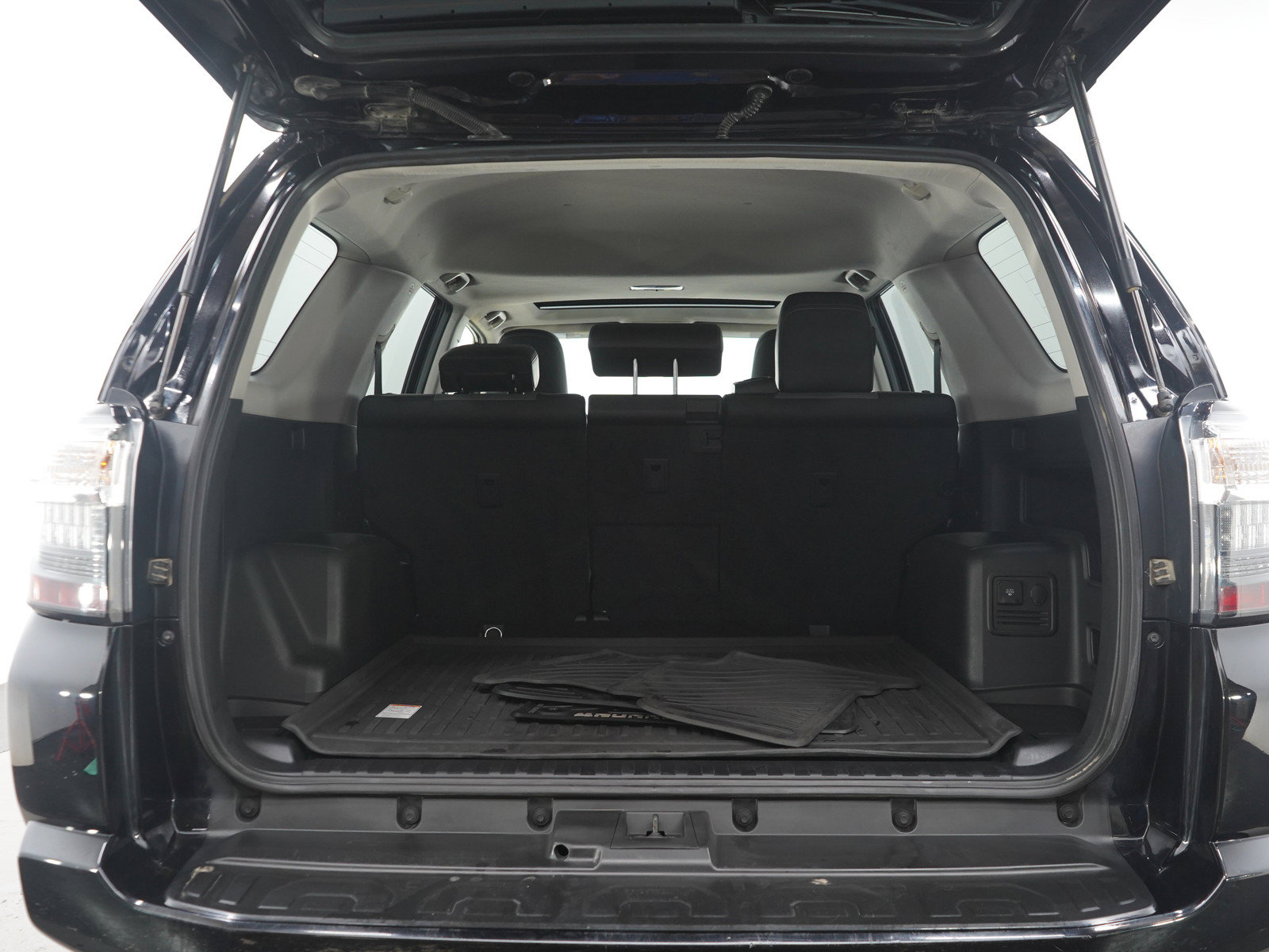 Used 2015 Toyota 4Runner SR5 Premium AWD/4WD image 18