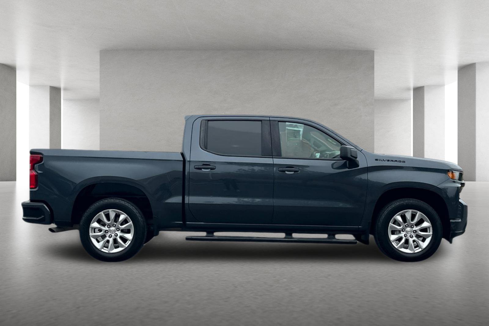 Used 2021 Chevrolet Silverado 1500 Custom w/ LPO, Dark Essentials Package RWD image 3