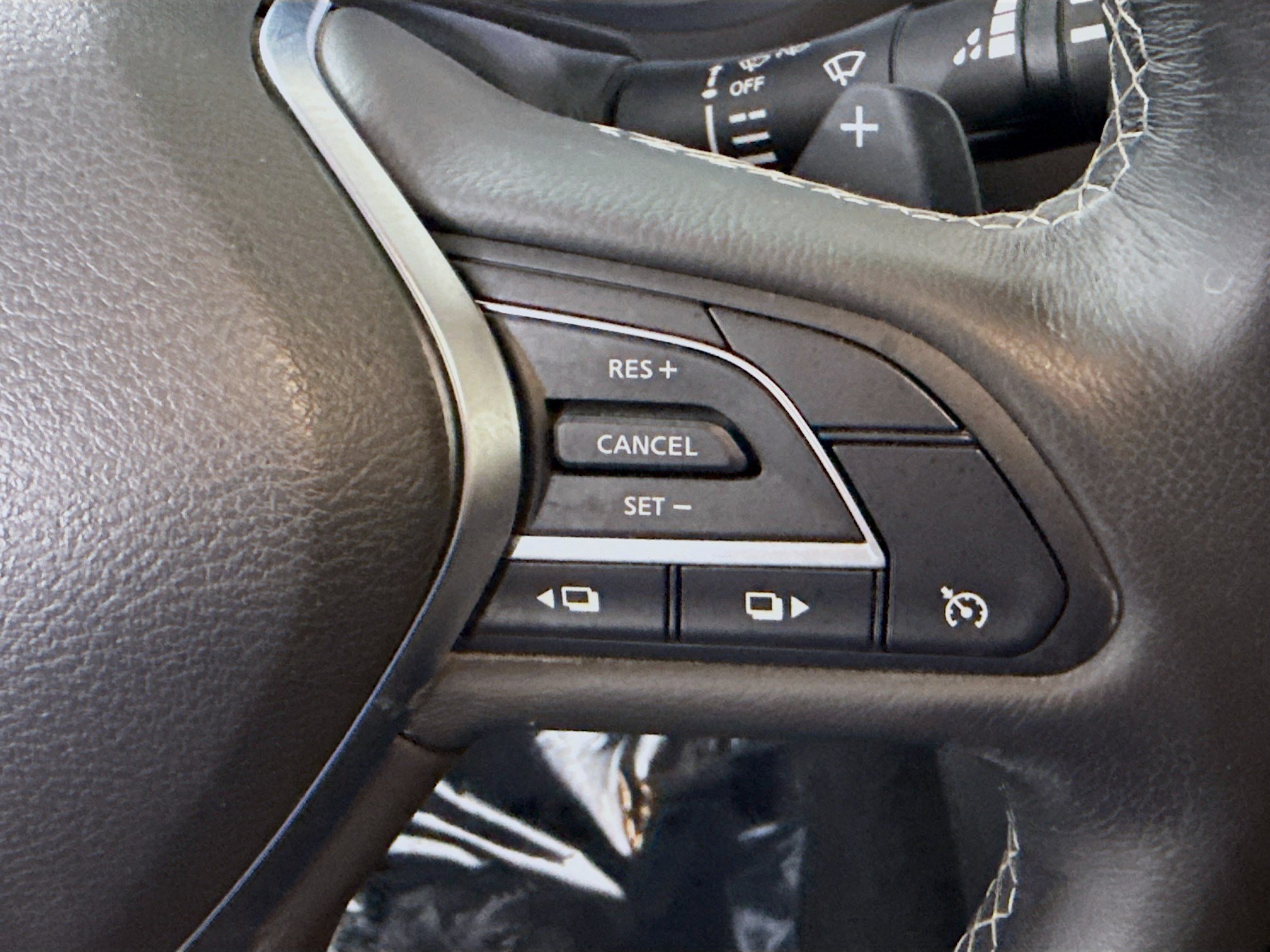 Used 2021 INFINITI QX50 Pure AWD/4WD image 15