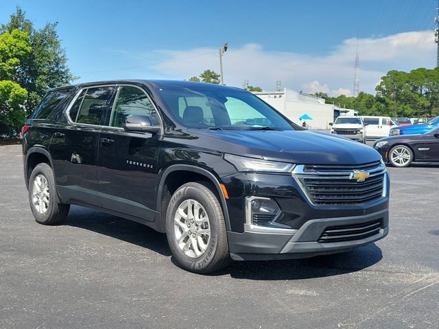 Certified 2023 Chevrolet Traverse LS FWD image 33