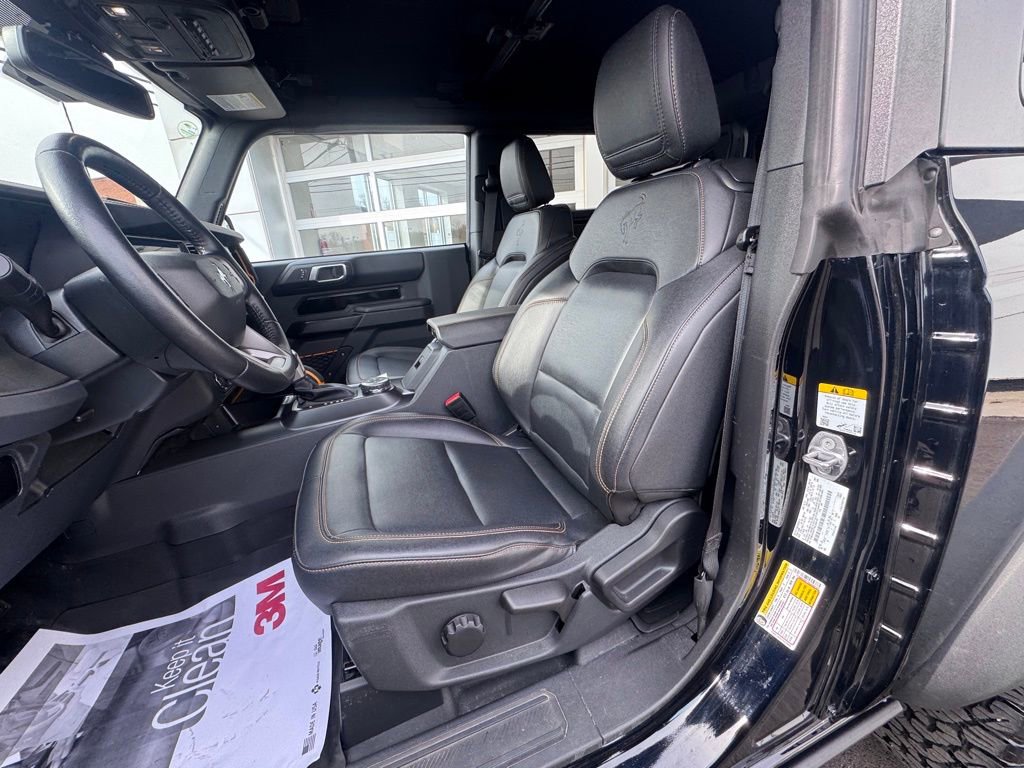 Used 2024 Ford Bronco Badlands image 11