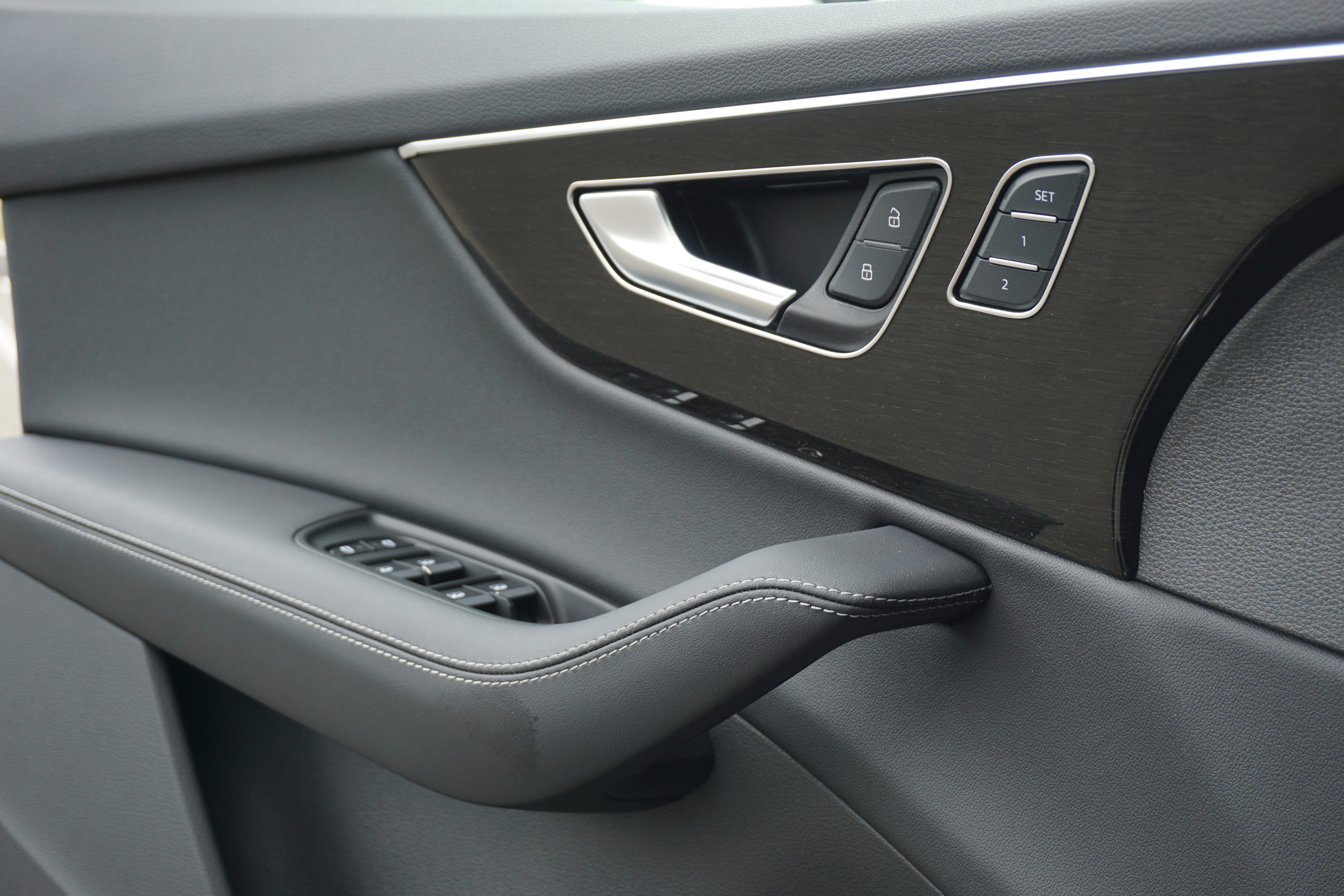 Certified 2025 Audi Q7 3.0T Premium Plus w/ Premium Plus Package image 13