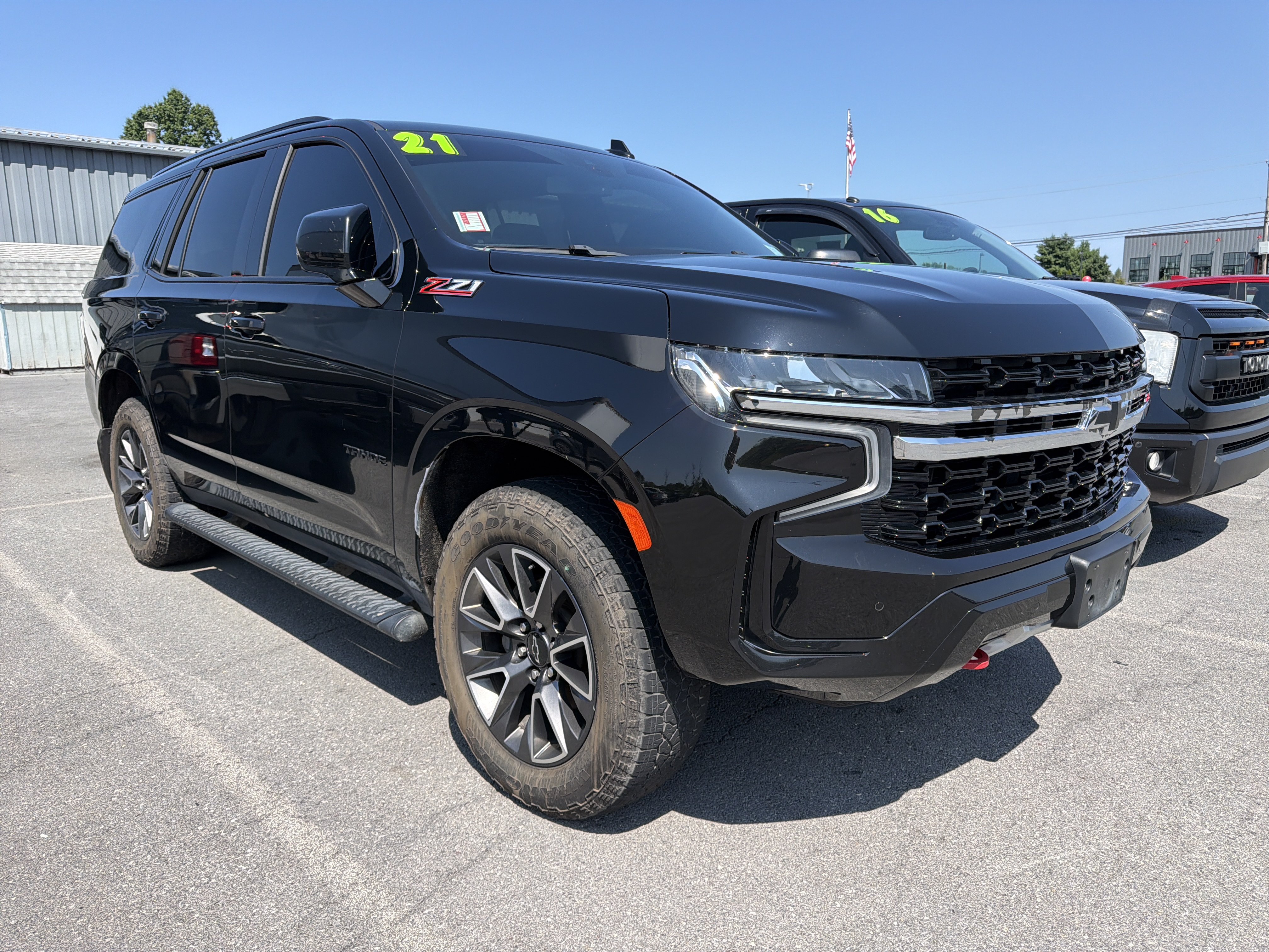 Used 2021 Chevrolet Tahoe Z71 w/ Z71 Signature Package AWD/4WD image 33