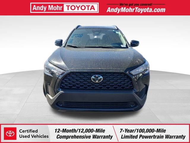 Certified 2025 Toyota Corolla Cross LE image 3