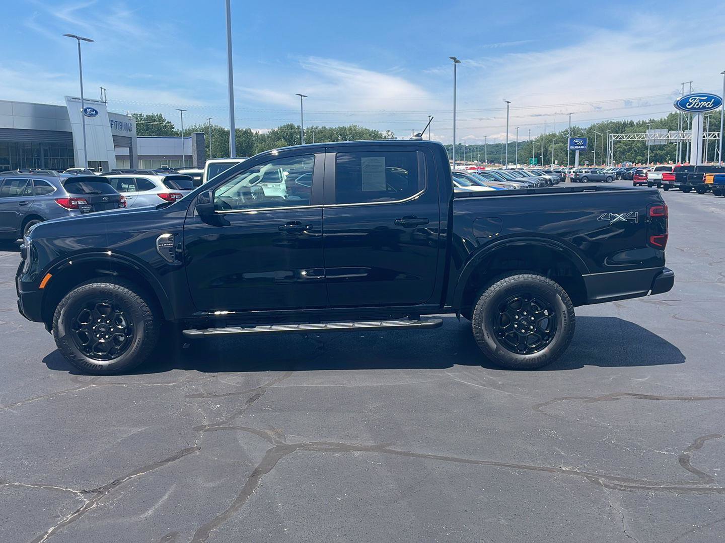 Used 2026 Ford Ranger Lariat w/ Black Appearance Package AWD/4WD image 2
