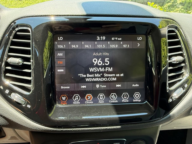 Used 2019 Jeep Compass Limited AWD/4WD image 20