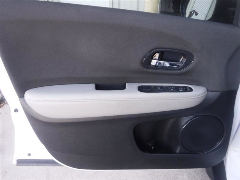 Used 2021 Honda HR-V LX image 38