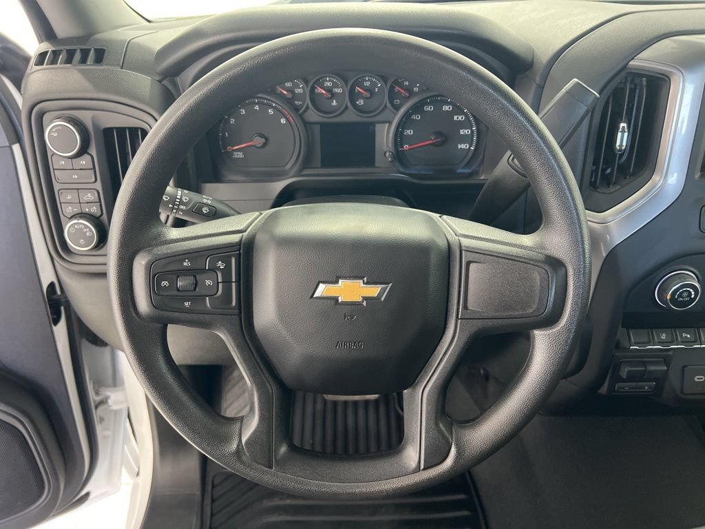 Used 2025 Chevrolet Silverado 2500 Custom w/ Custom Value Package AWD/4WD image 11