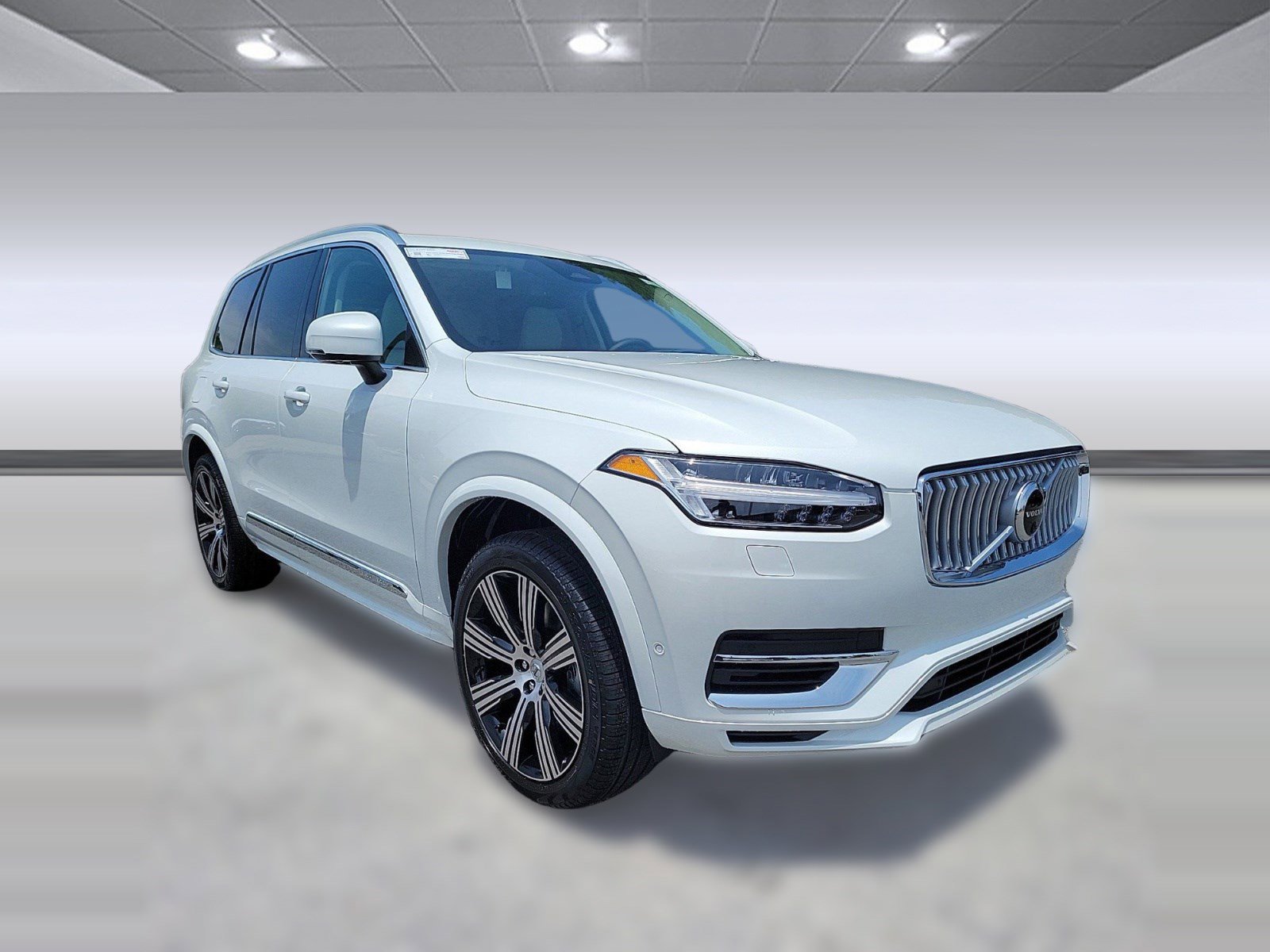 New 2024 Volvo XC90 T8 Ultimate w/ Protection Package Premier image 19