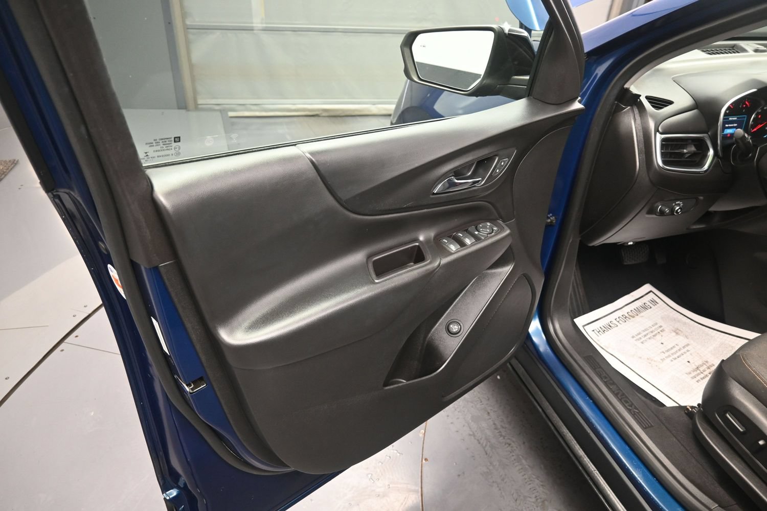 Used 2019 Chevrolet Equinox LT AWD/4WD image 19