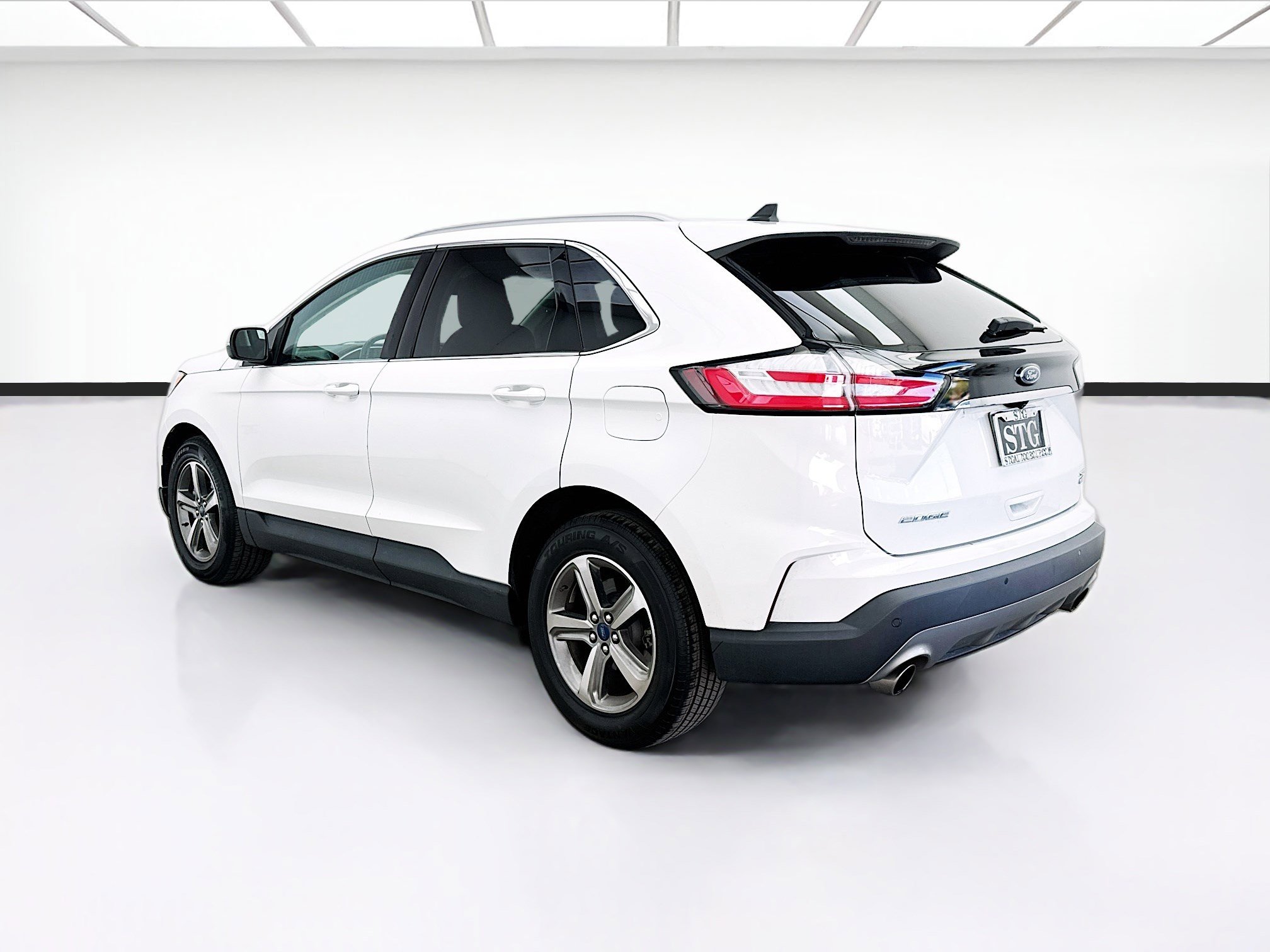 Used 2020 Ford Edge SEL w/ Convenience Package image 6