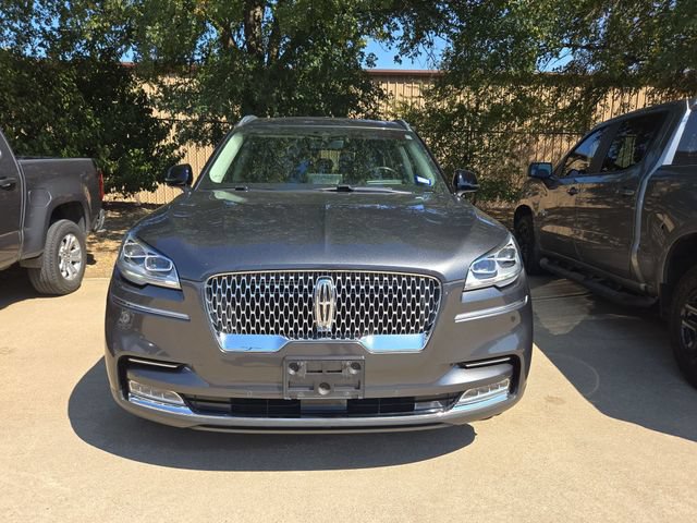 Used 2020 Lincoln Aviator Reserve w/ Equipment Group 202A AWD/4WD image 2
