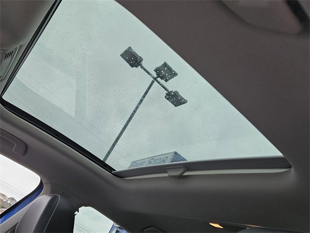 Used 2023 Volkswagen Jetta SE image 17